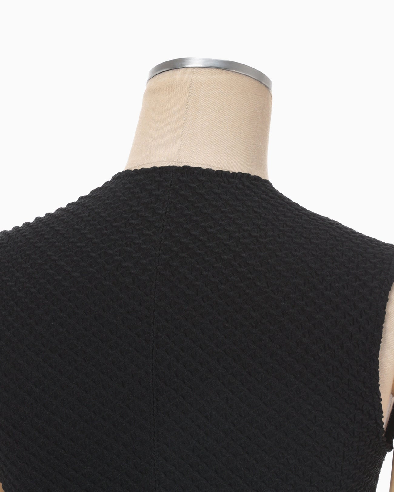 Shirring Jersey Jacquard Sleeveless Top - black