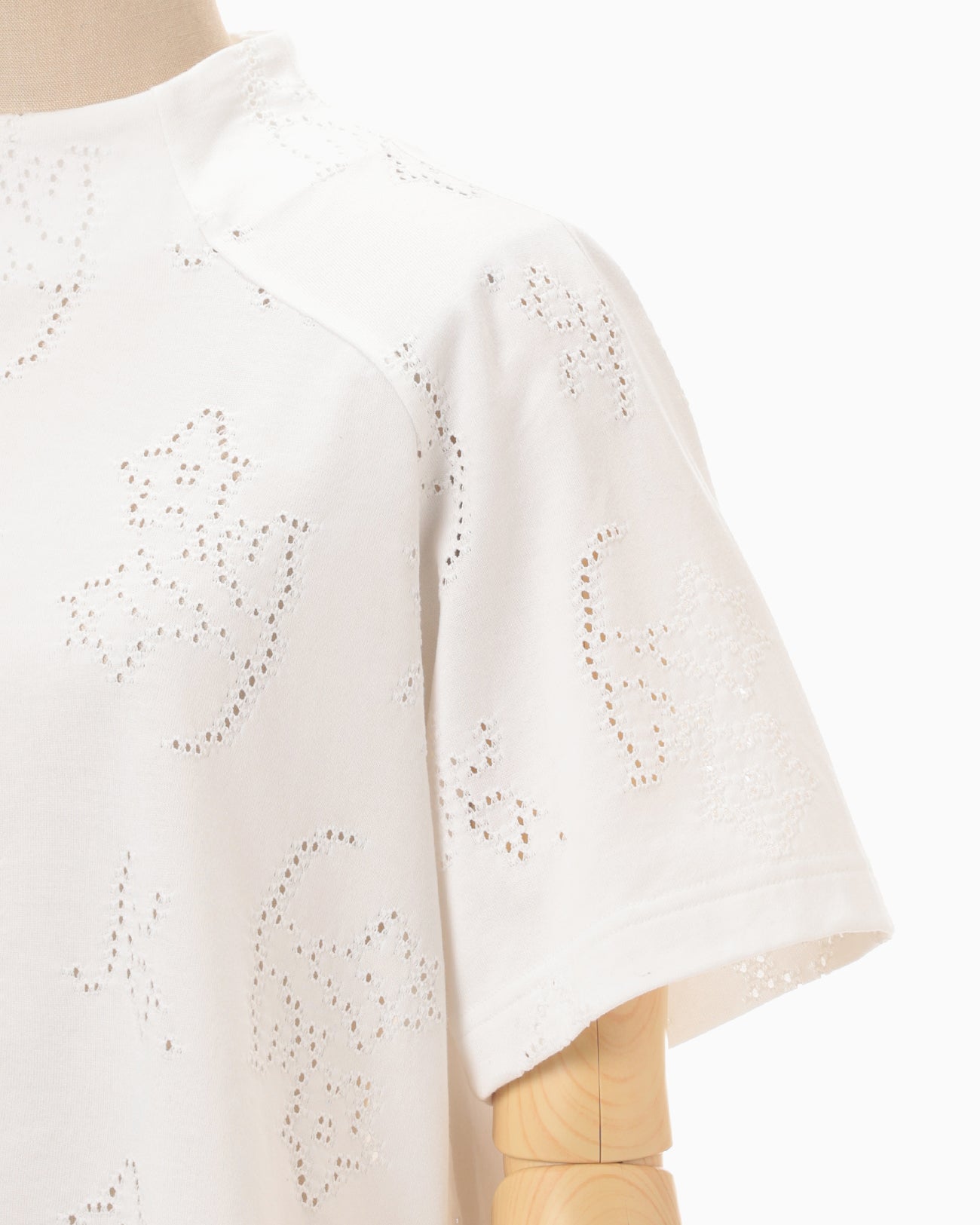 Eyelet Jersey Jacquard Top - white