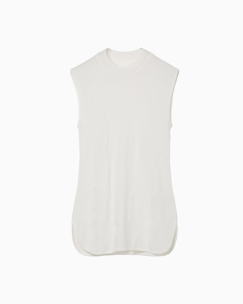 Woman Figure Sleeveless Knitted Top - white