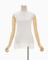 Woman Figure Sleeveless Knitted Top - white