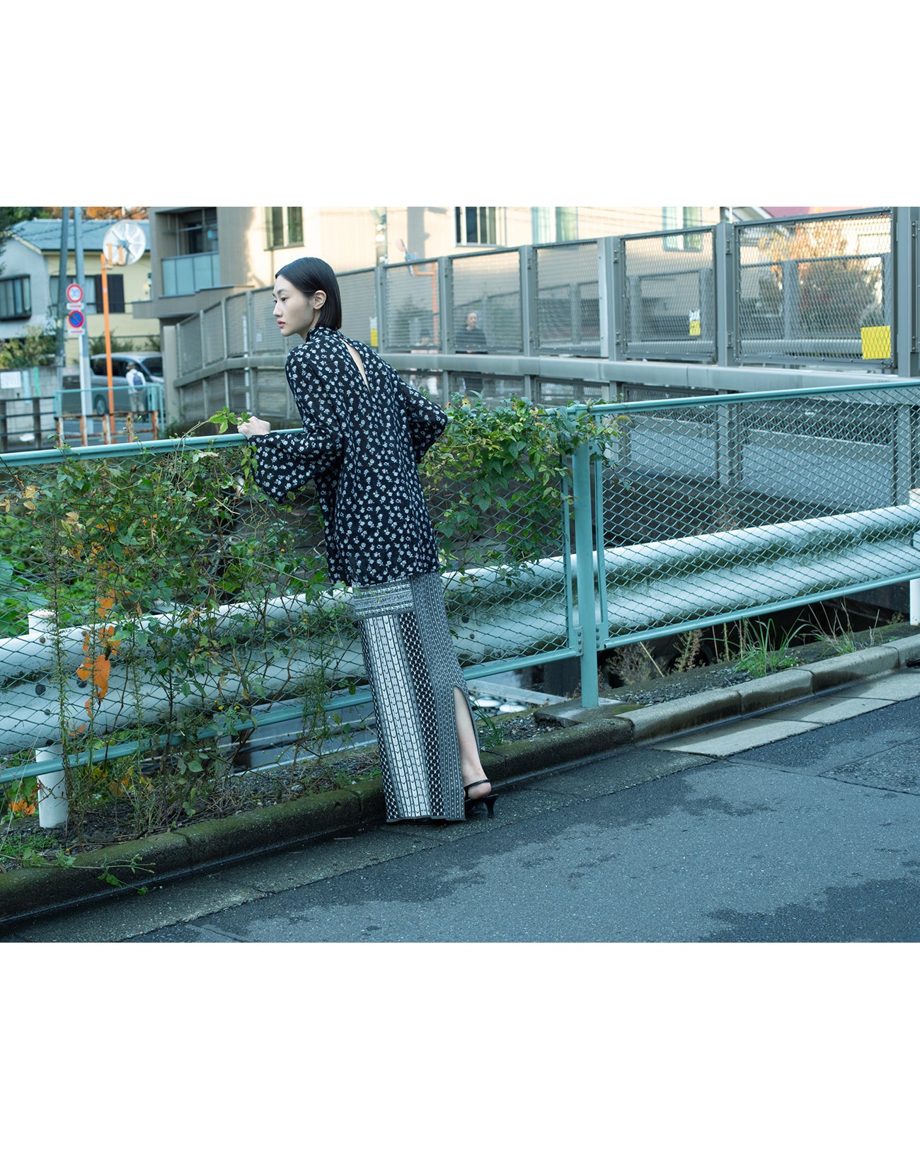 Floral Jacquard Hight Neck Blouse - navy