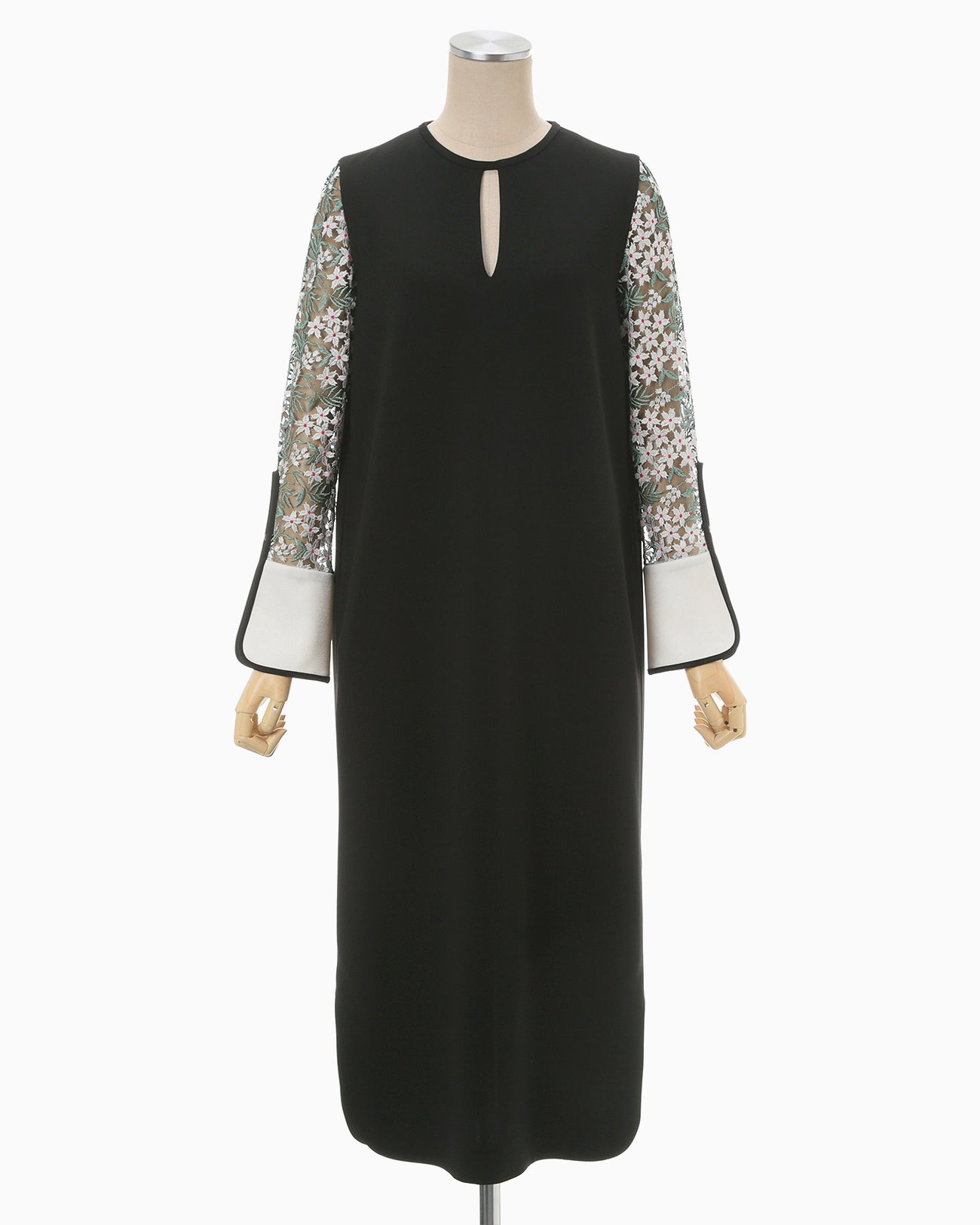 Floral Lace Sleeve Dress - black × white - Mame Kurogouchi